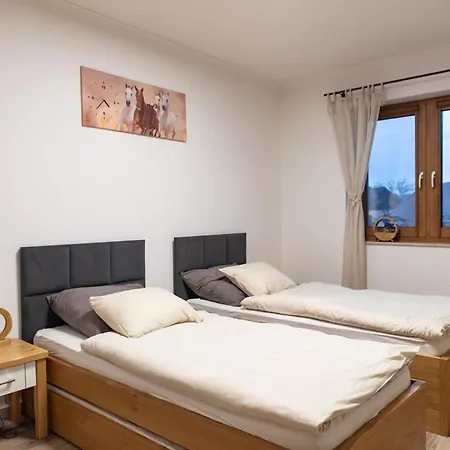 Apartament Nad Stajnia Krosnica  Екстер'єр фото
